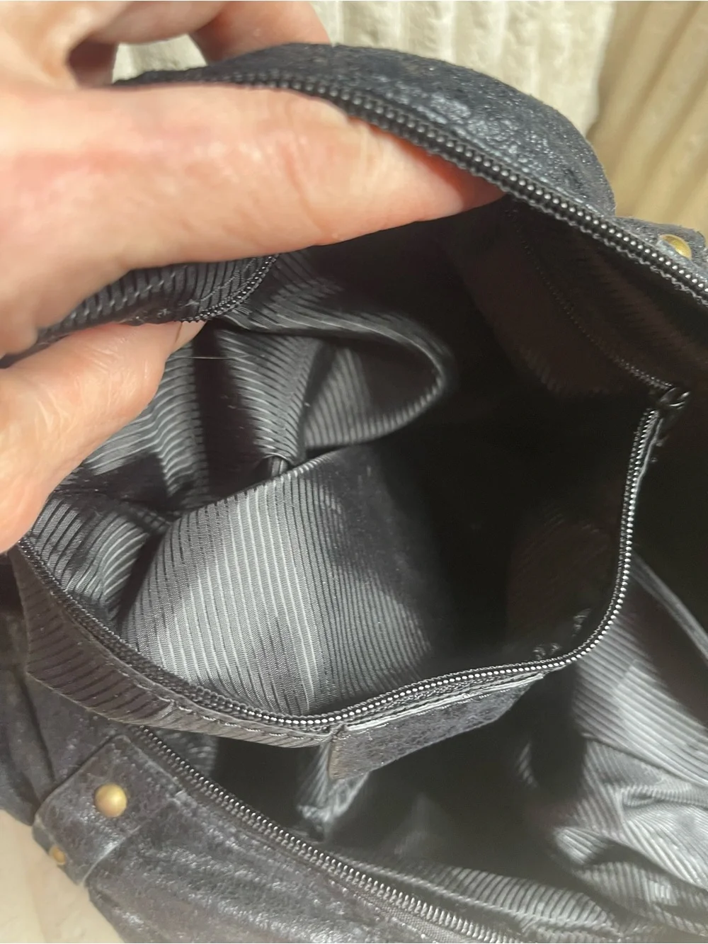 Vintage Gustto Black Leather Pleated Hobo Shoulder Bag Gold Studded Large
